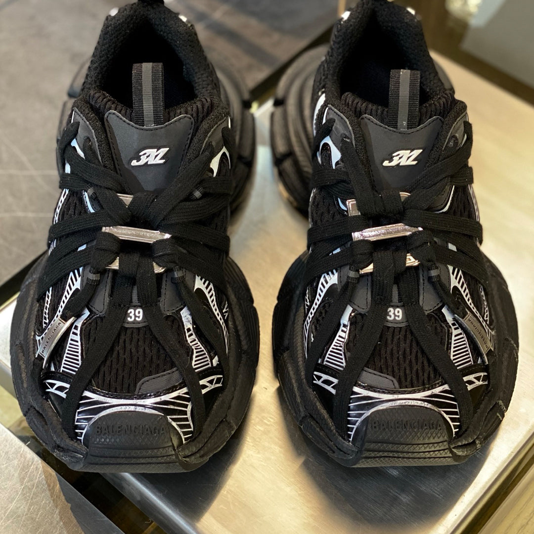 Limited Edition Couple's Style Shoe