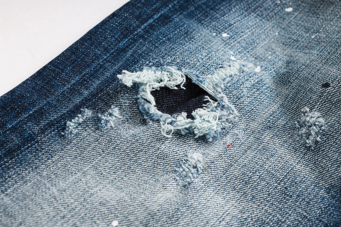 SOLO-DSQ2 2025ss Ripped Jeans