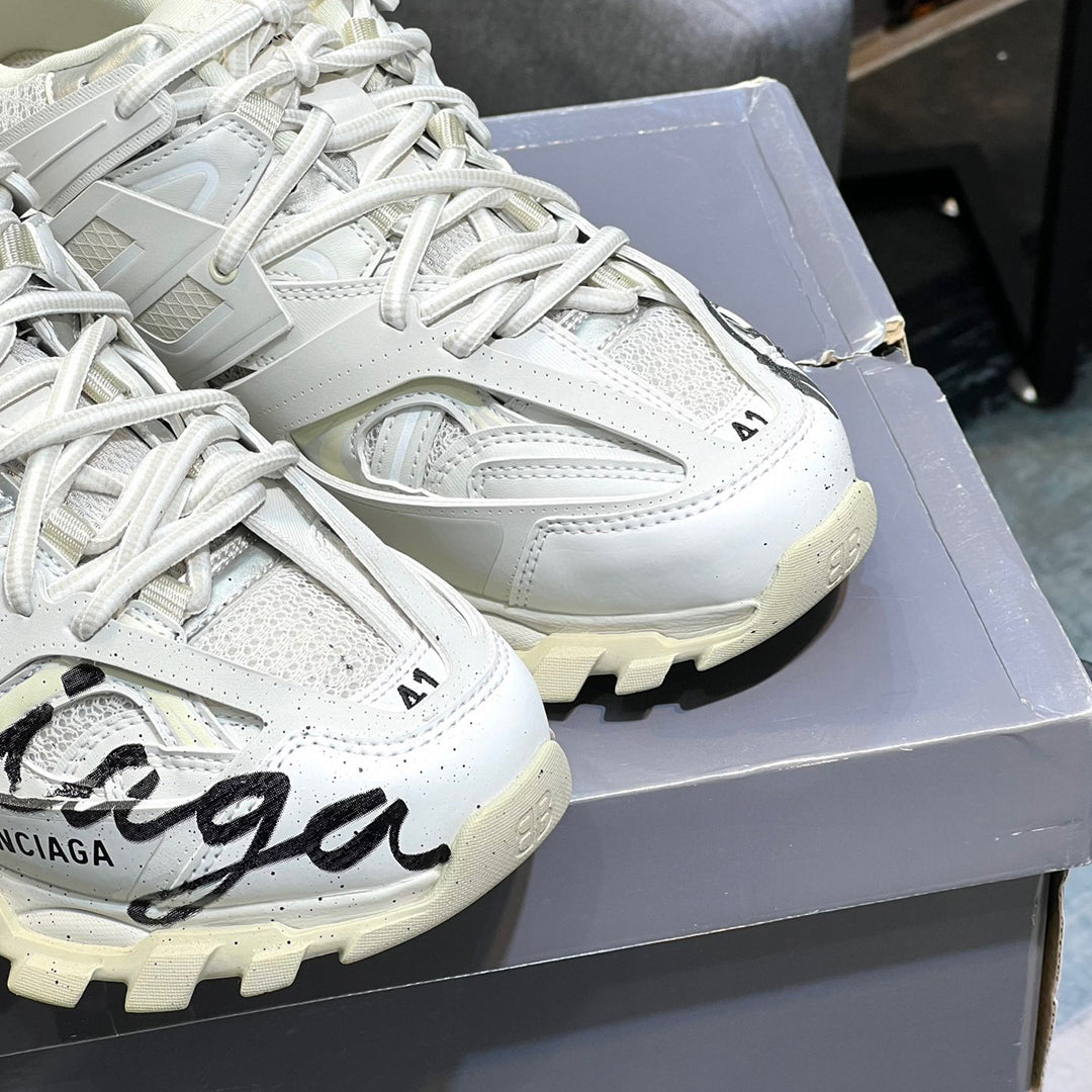 Limited Edition Couple's Style Shoe