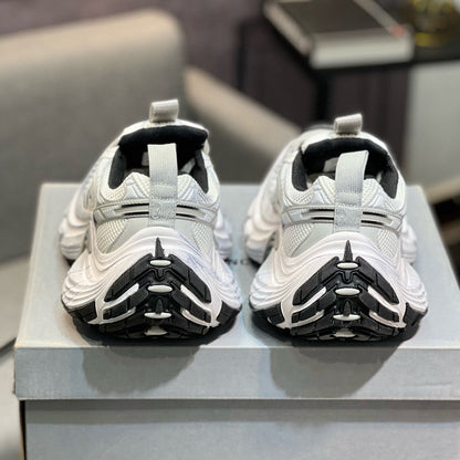 Runway Style Couple's Style Shoe