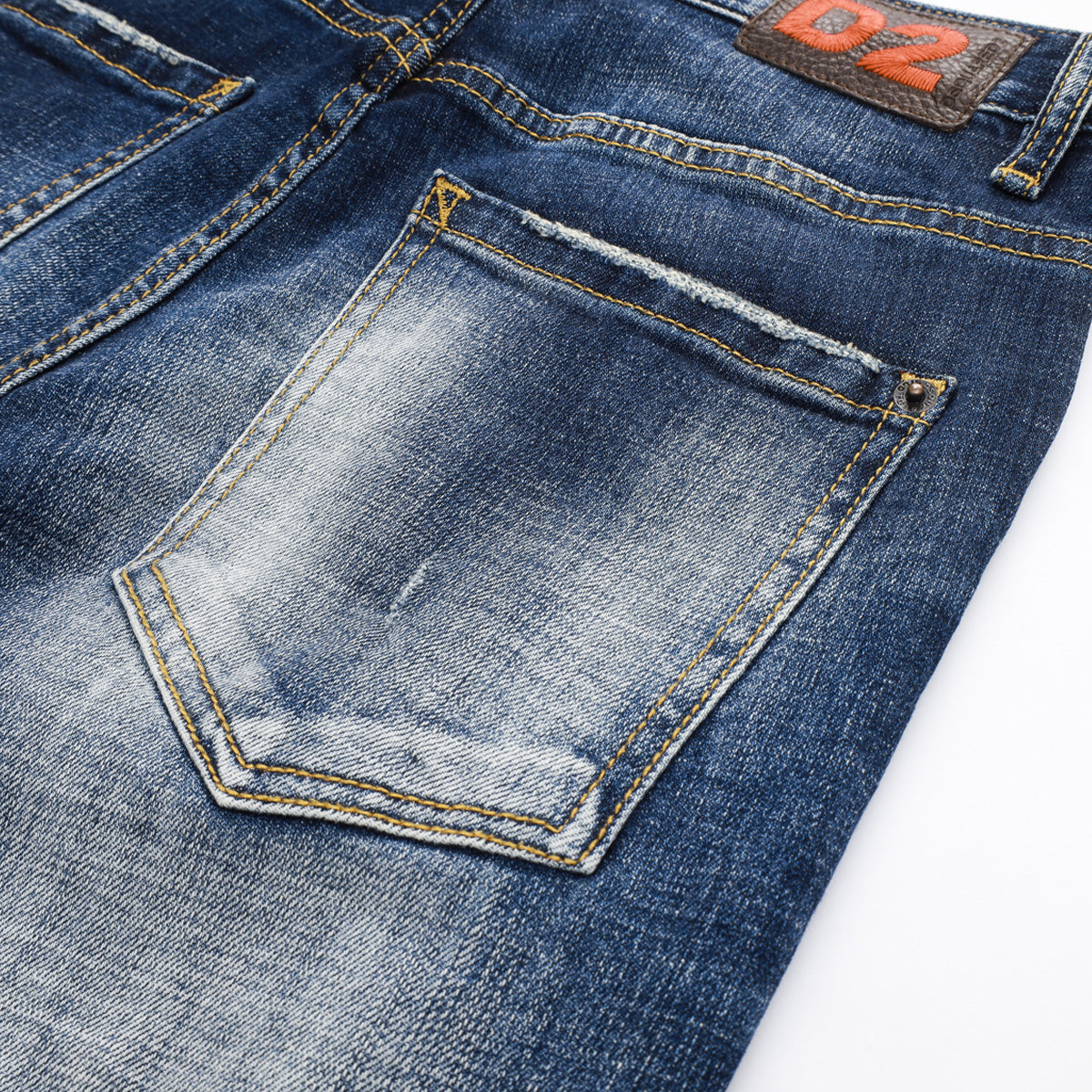 SOLO-DSQ2 Spray paint 25ss Jeans