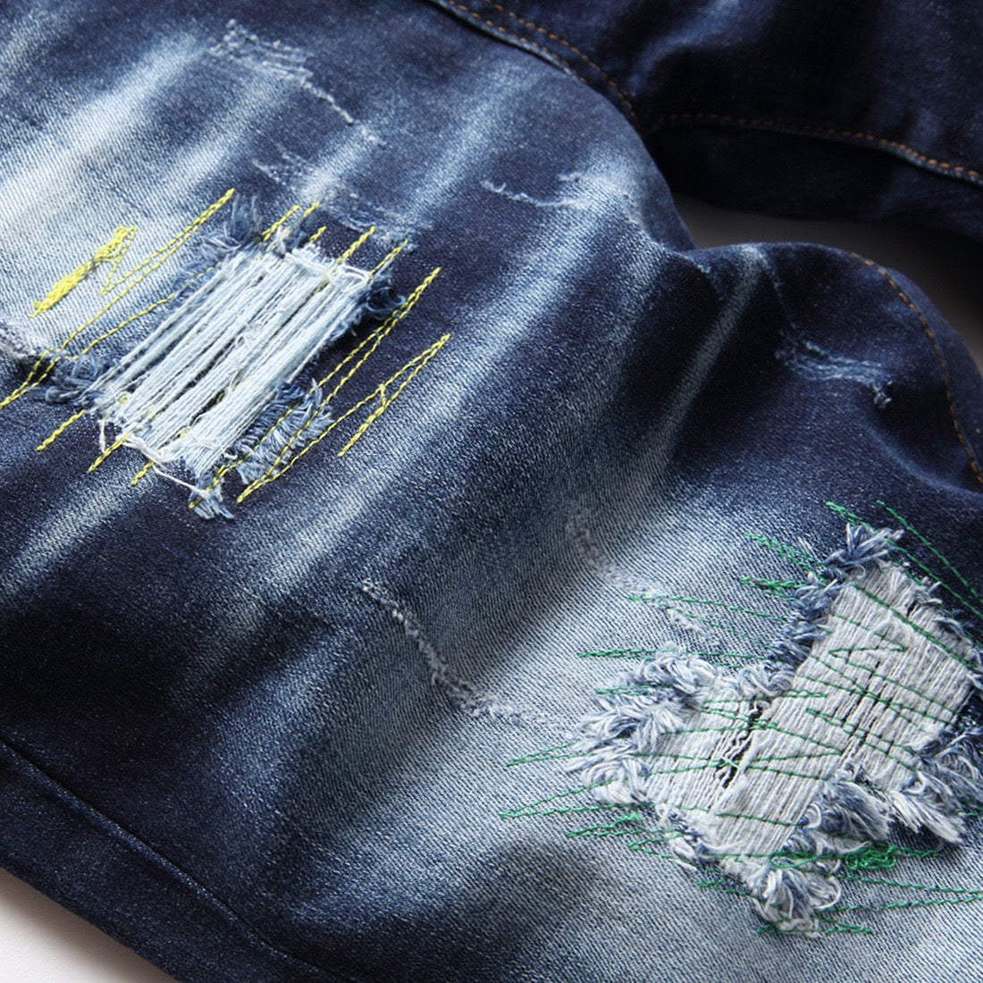 SOLO-D2 diamond embroidery Jeans