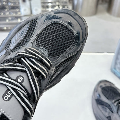 2025 Limited Edition Couple Style Shoe